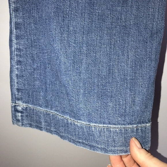 Chico’s Platinum Cordella RG Light Wash Straight Leg Jeans Size 1 Regular - Picture 3 of 7